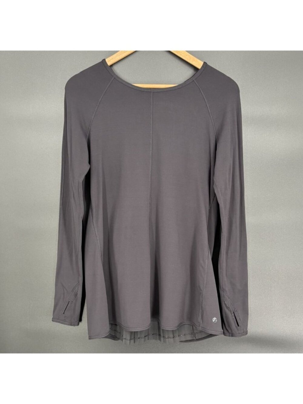 Lululemon Making Moves Long Sleeve Top M Black Pleated Back Rulu Yoga Running